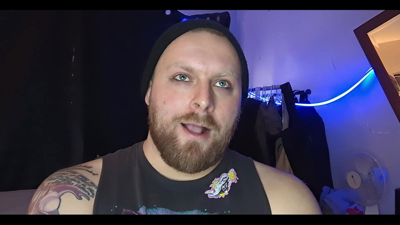 WolfgangWhite: Humilhante você por ter um pênis pequeno com contagem regressiva...