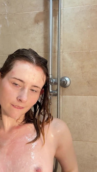 Foamy Dream Pixie Shower - Sudsy Caress to Poses Bliss
