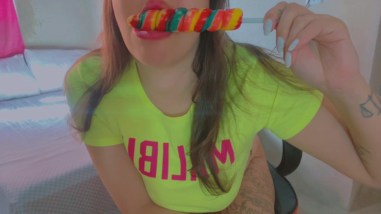 More Candy: Slutty Teen Uses Big Lollipop in Her Pussy to Masturbate...