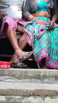 Bhabhi e Dewar fanno sesso in bagno all'aperto