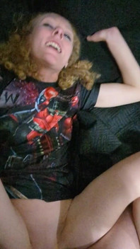 Amatör MILF rashora kräver att fyllas med sperma på snap