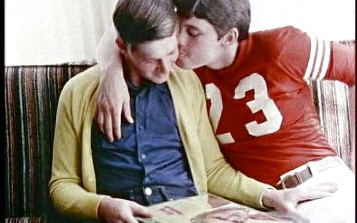 Tribal Male Retro 1970s Gay Films: Cruisin &amp;#039;57 bagian 1