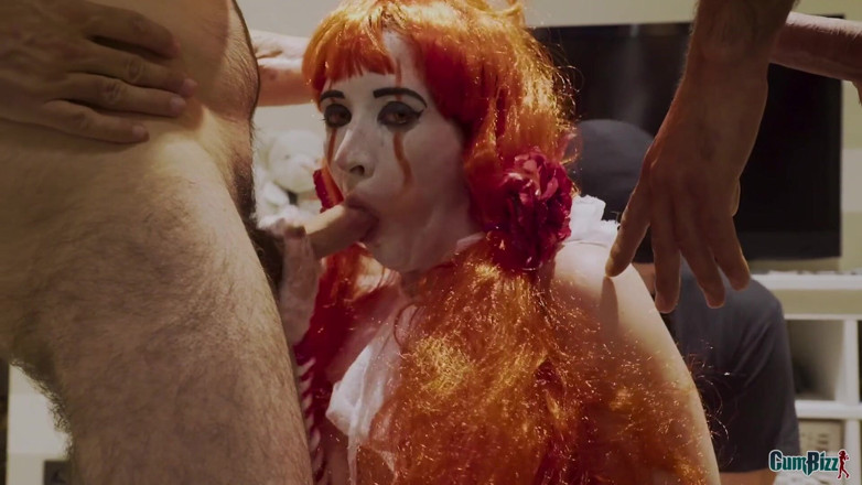 Cumbizz: Cumslut hollandaise pour Halloween