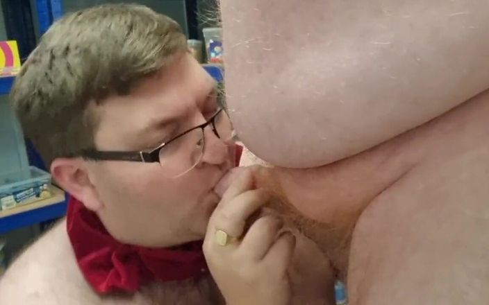 brummieboi89: Sugând tatălui în Sweet Shop
