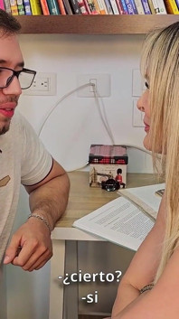 Meine college-lehrerin ist eine heiße vollbusige reife latina mit dickem arsch