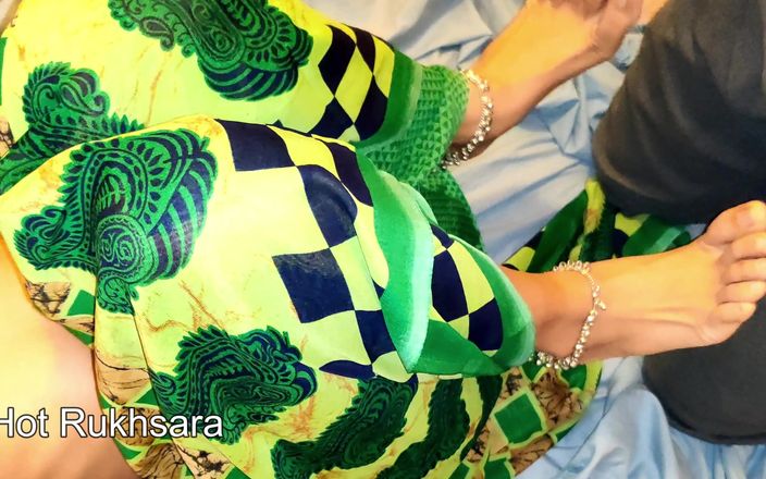 hot_rukhsara: Kız arkadaşlarım yenge kız arkadaşımı sikerken aniden eve geliyor!! Ateşli...
