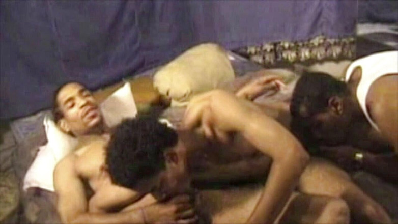 Black fuckers with big cock: 直黑被他最好的朋友吮吸等等