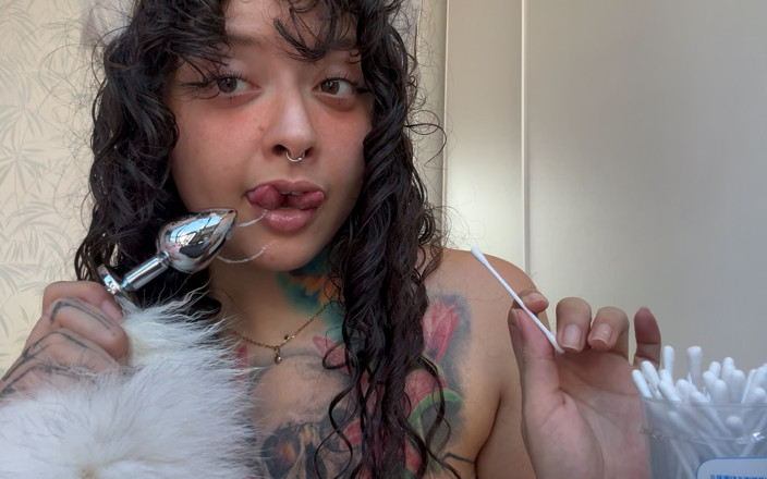 Pedazodchicle: The Kitten Sneezes Dan Benarkan Awak Tengok Palam Duburnya
