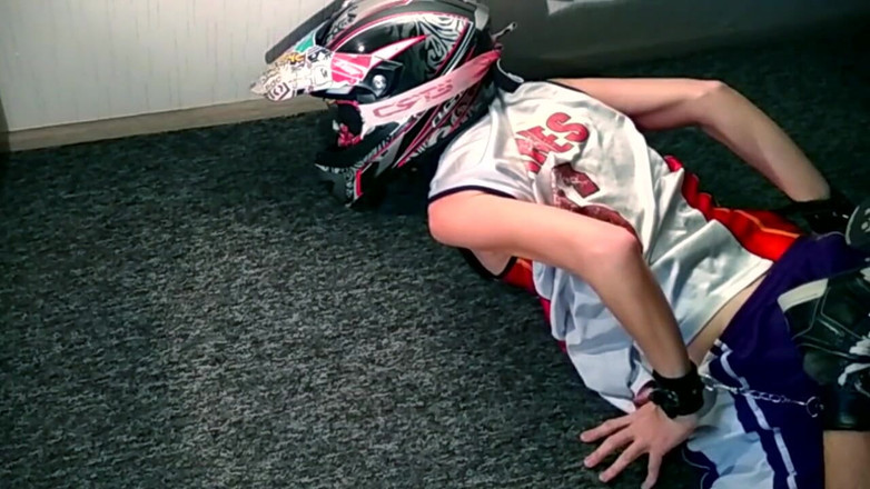 Sneakersmax98: 篮球 Unifrom osiris dc 运动鞋和mx中的自我束缚