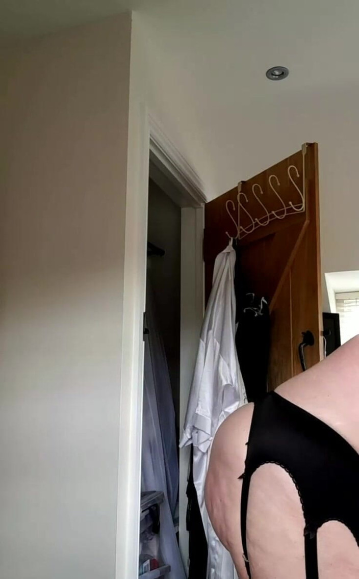 Uk Joolz: 直播开始 07/07/2021 12：40 下午