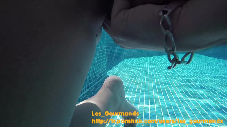 Les Gourmands: Fucking Di Kolam Renang Di Greece, Dengan Dildo Rambone Dan...