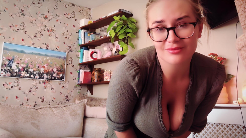 JessieHH: सौतेली मम्मी की गंदी धुलाई करते हुए पकड़ा गया - मुफ्त