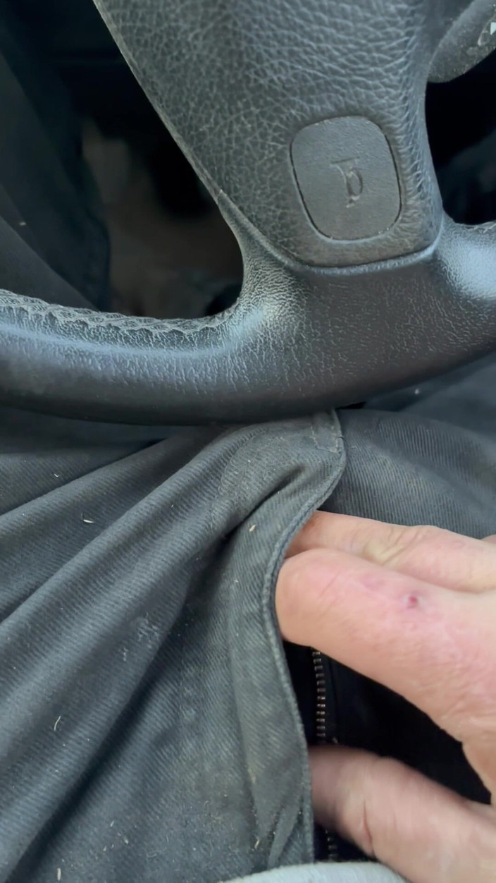 Littleejtime: Car Wank