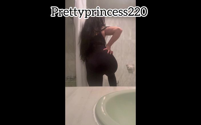 Pretty princess: Bathroom Farts