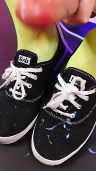 Keds Sneaker Foot Fetish Sexy JOI Masturbation Cumshot