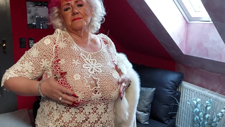 PureVicky66: Ninenin oyuncu tarafı: kıvrımlarıyla arsız bir macera!