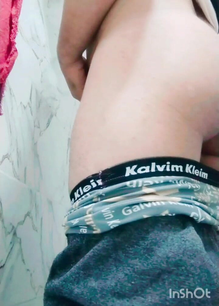 Alex njx: Xem tôi vuốt ve nó chỉ dành cho bạn