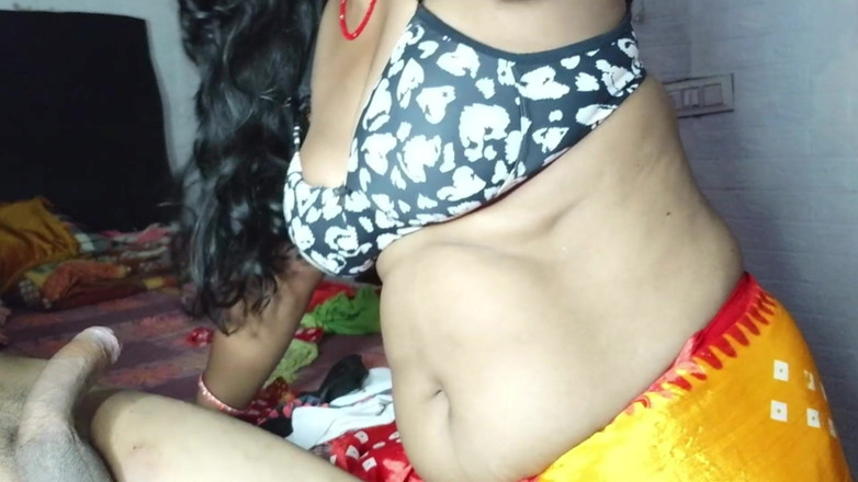 Raj pallvi: Bhabhi and Dever Real Fuck in Room