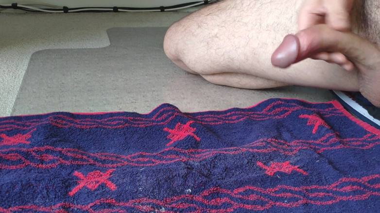 Curved One: Huge hands-free cumshot