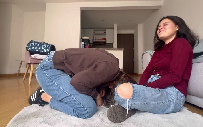 scarlettandc: Mi amante tôi explica como một jugar tình dục con...