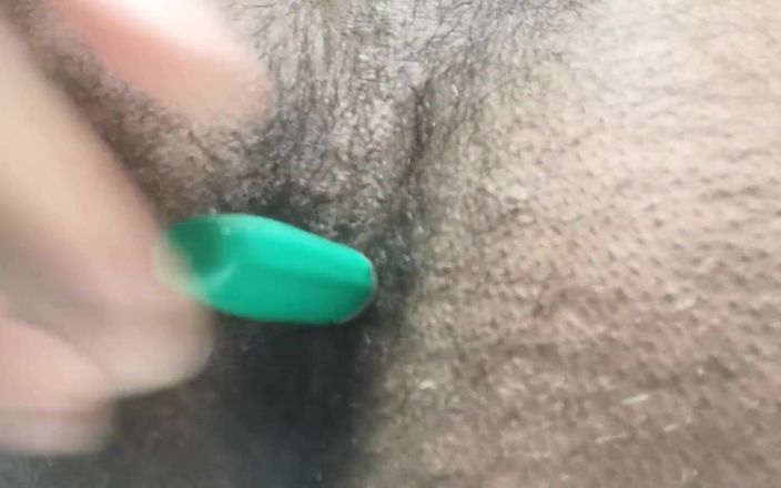 BaljeetNaked: Hintli genç kız sharpie'yi götüne sokuyor