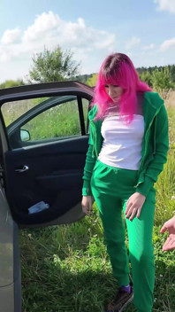 Negociación de venta de autos con sexo anal