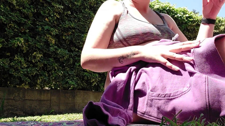 Nicoletta Embassi: Sunglusses in a Garden