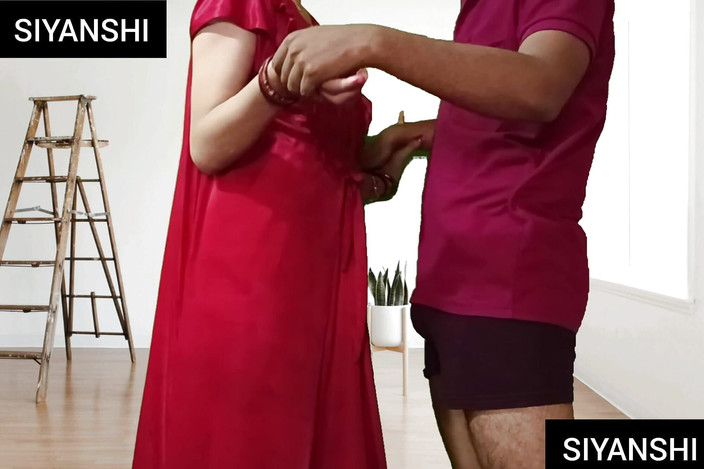 Siyanshi: 继母独自在家被她的继子性交