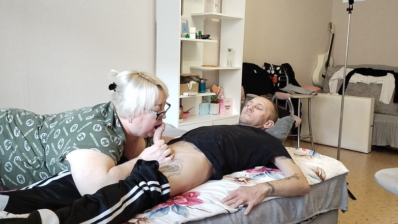 Zona901: प्रेमिका वीर्य की हर आखिरी बूंद चूसती है