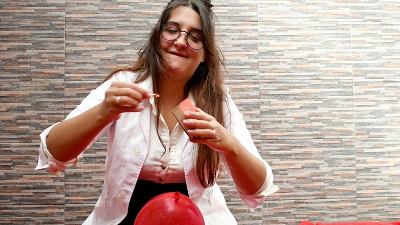 melu_world: Mad Scientific Make Pop Experiments with Balloons - Bunny Looner