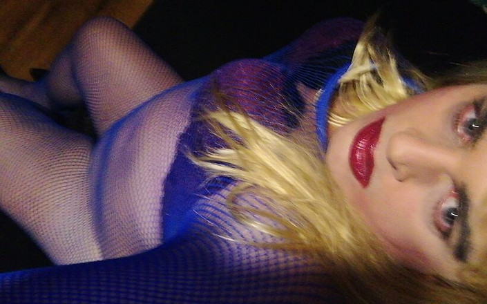 Arastenia: Slyna slår