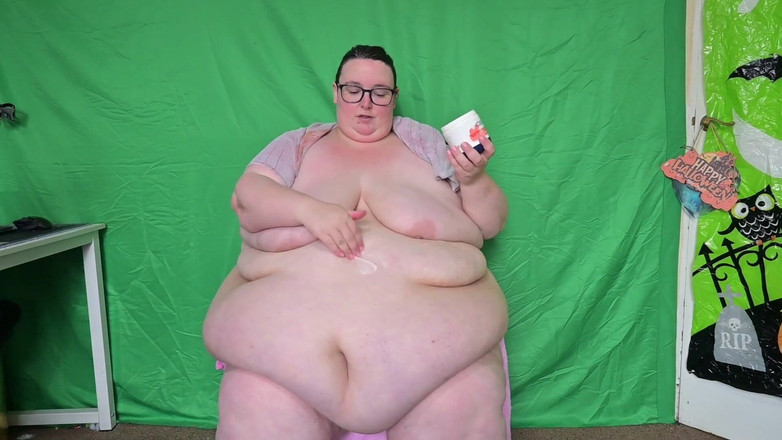 SSBBWLadyBrads: 수건을 사용하여 샤워 후 마른 SSBBW 뚱뚱한 체위 1부