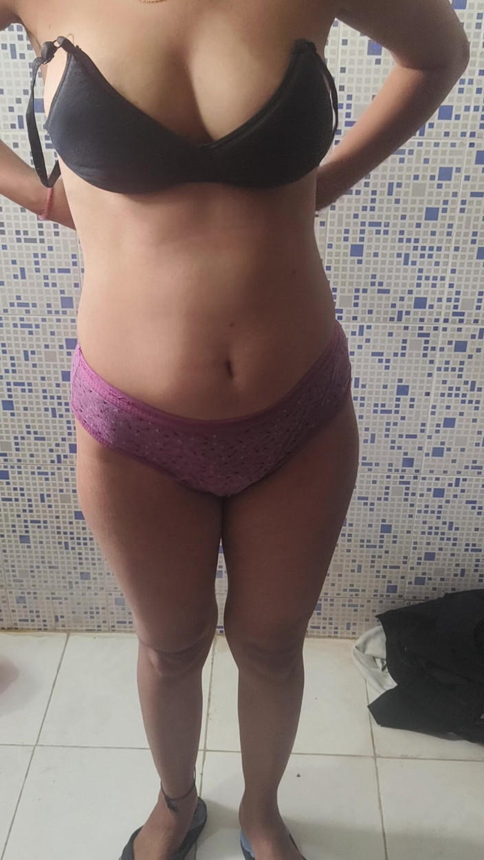 Priyanka_4x_hub: Heiße Mädchen, Romantische Mädchen, Sexy Mädchen