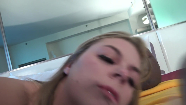Tropical Lust: Wife's BBC surprise fuck