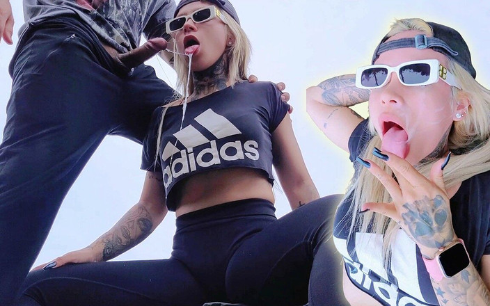 D3k69: Sorellastra in vacanza vado in spiaggia a succhiare il mio...