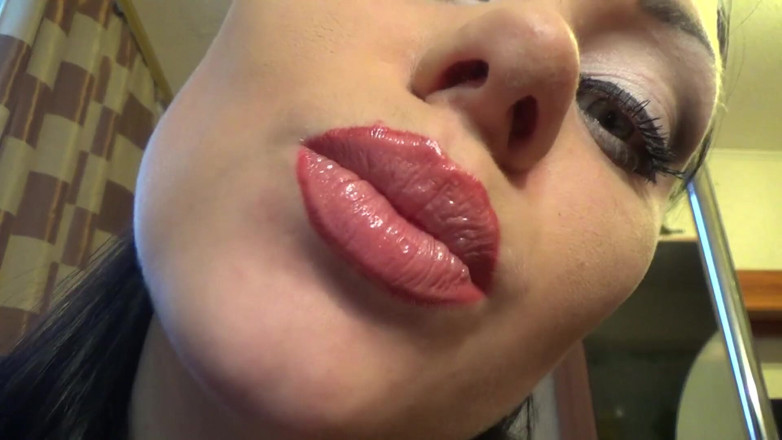 Goddess Misha Goldy: Gentle giantess swallow you alive