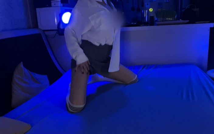 teentiabeanie: Beyaz diz çoraplı minyon bebek seni azdırıyor kamera 2
