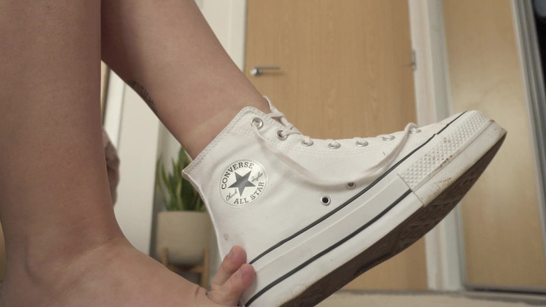 Sasha Curves: Drobná osoba