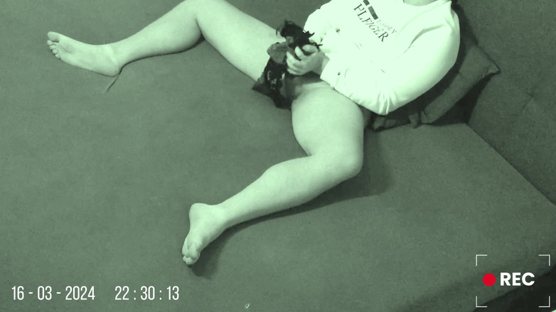 Lucas Nathan King: Chiloții surorii vitrege mirosind