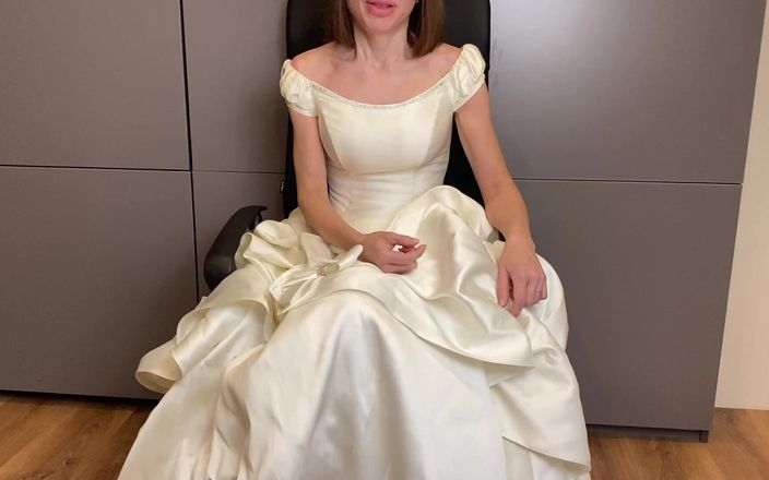 Mistress Mary: Sposa calda per il marito cornuto. 1 ° giorno