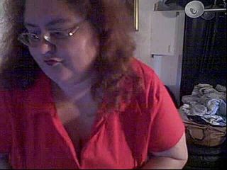 BBW nurse Vicki adventures with friends: Sexy dancing in my red dress part of a cam...