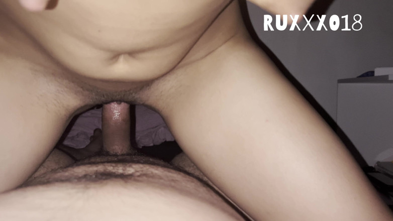 Ruxxxo18: La mia ragazza colombiana mi fa sesso orale per la...