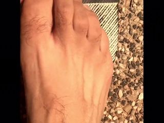 Manly foot: Thongs / Flip-flops &amp; Barefoot Skateboarding Want to Come Join Me? - Manlyfoot