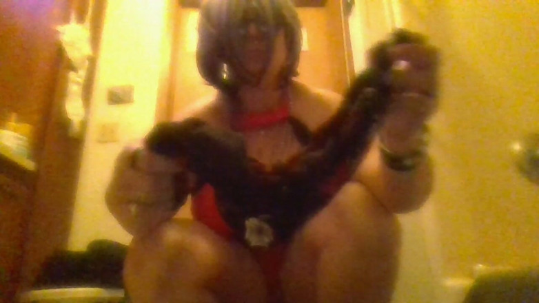krazykristin: Sexy Hot Tight Pussy Big Tata Red Dress Black Panties