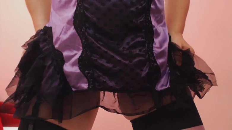 Dream Factory: Dress with garter
