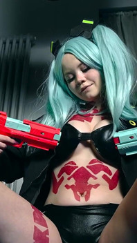 Rebecca Nikson Shows Us Her Marvelous Titties in Anime Cosplay