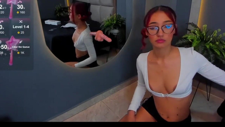 Lia Wood: Ti Tipo Tette Piccole Ma Con Molto Latte