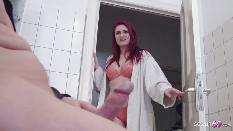 Scout69: German Scout - рыжую сводную сестру застукали за дрочкой сводного братца