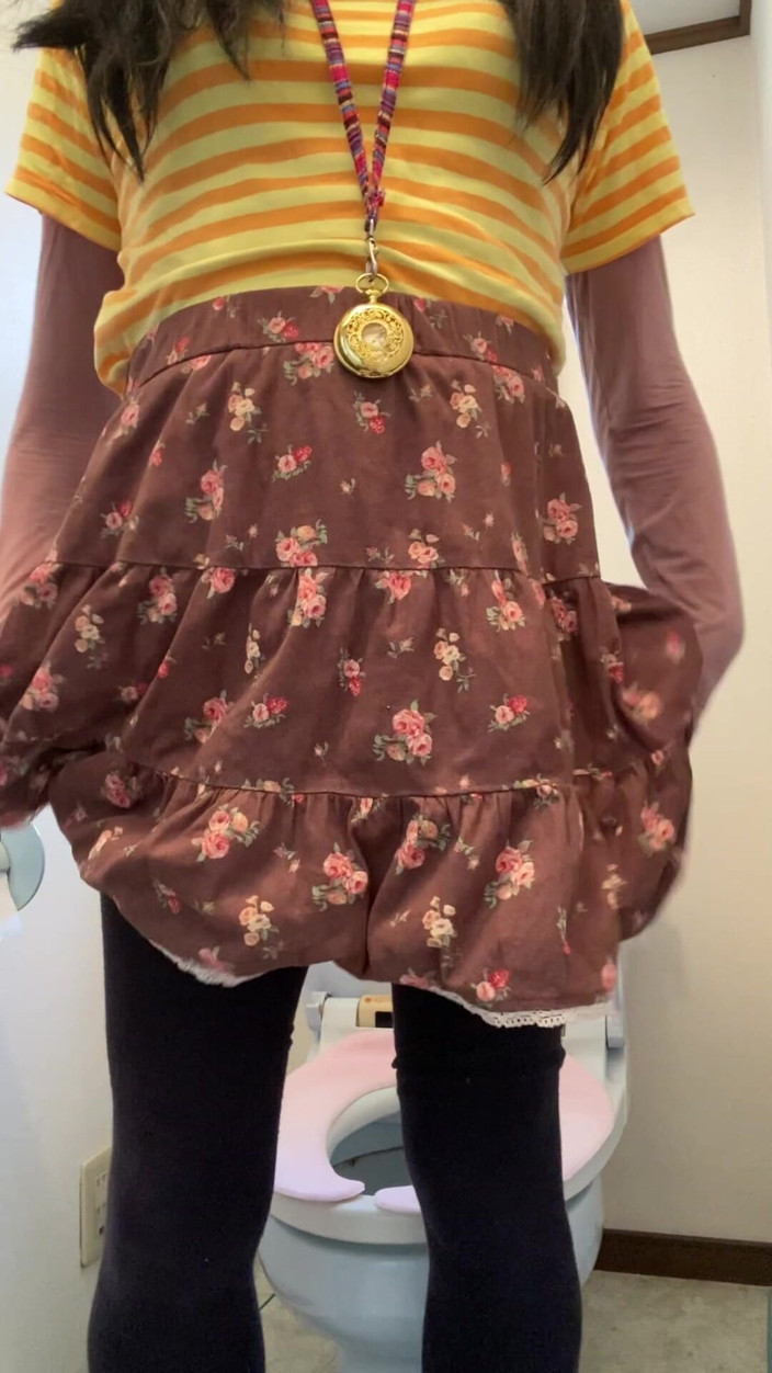 megu2002: No. 221 Taking a Walk with My Pee and Pad off,...