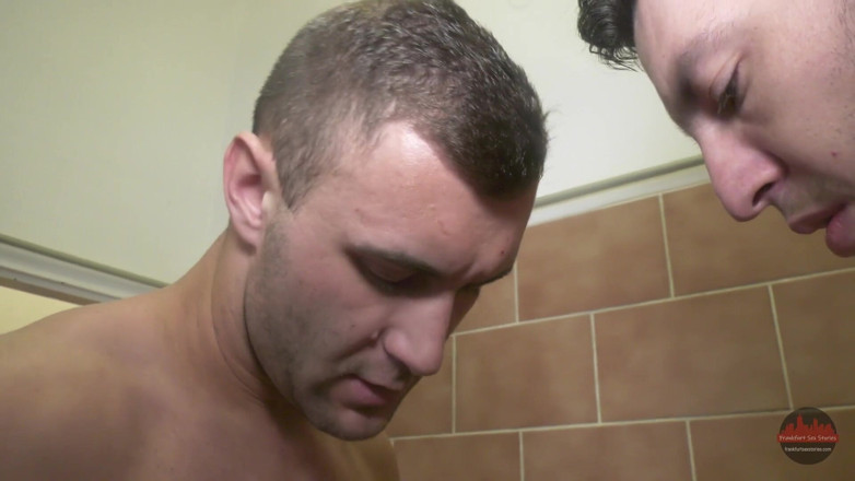 Frankfurt Sex Stories: Sex addicts in public restroom